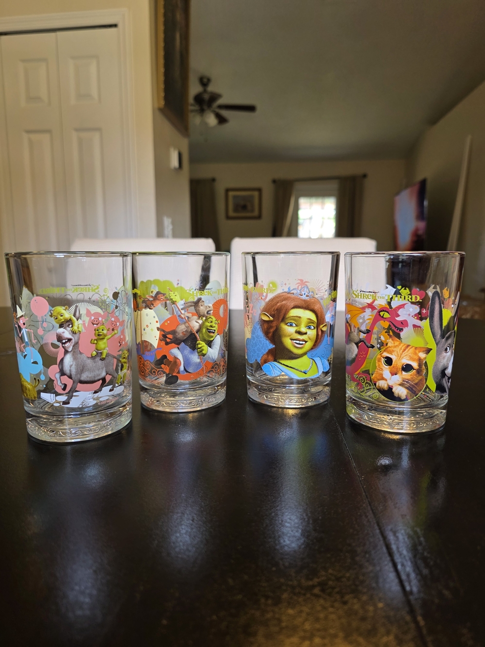 Shrek The Third McDonalds Drinking Glasses Complete Set Of Four 2007 Great cond